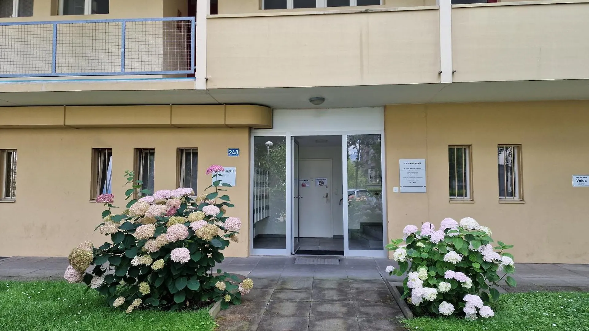 Doppelzimmer Bei Natur & Events Βασιλεία 0*,  Ελβετία